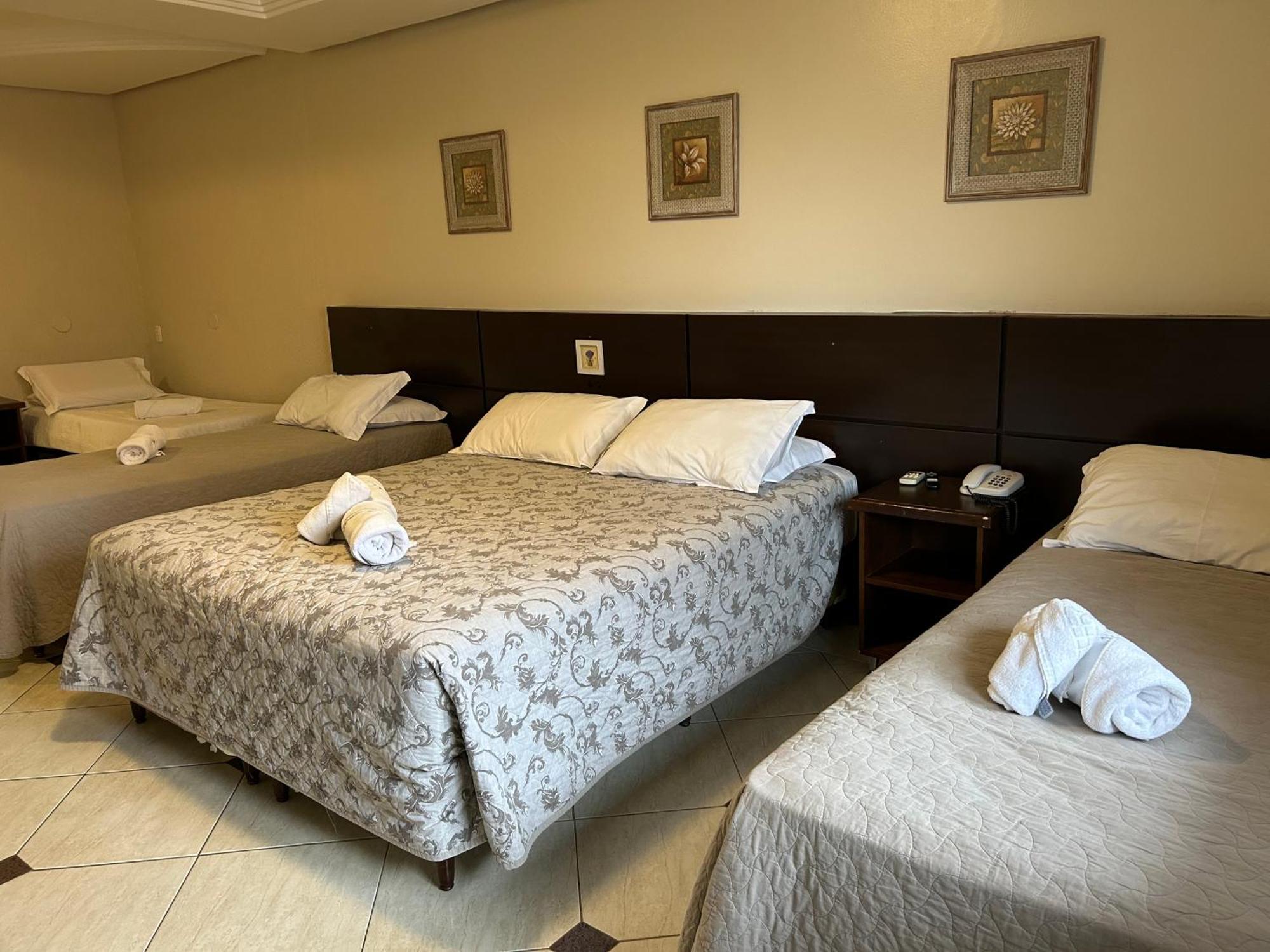 Family Room,1604922031:JPEG